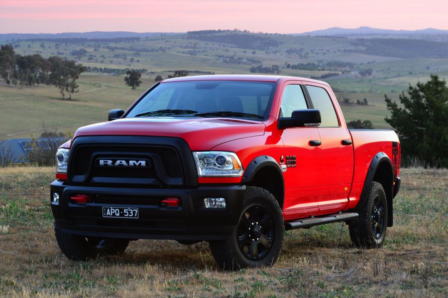  Dodge Ram 2500 Laramie Crew Cab Redback 2017 года  (AU) (фото 2 из 13)